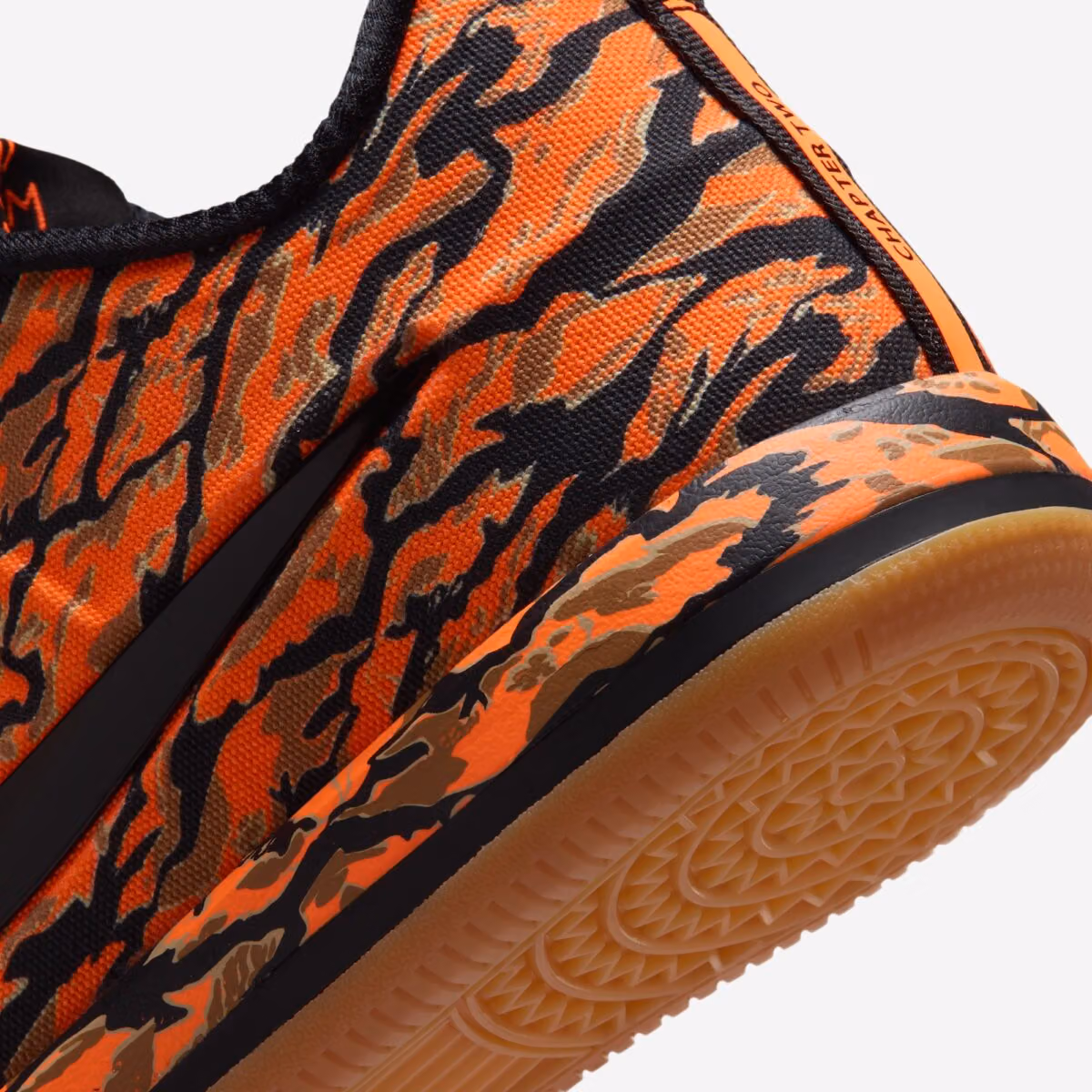 Nike Book 2「Tiger Camo」低調上腳,Devin Booker 把老家藏進配色裡