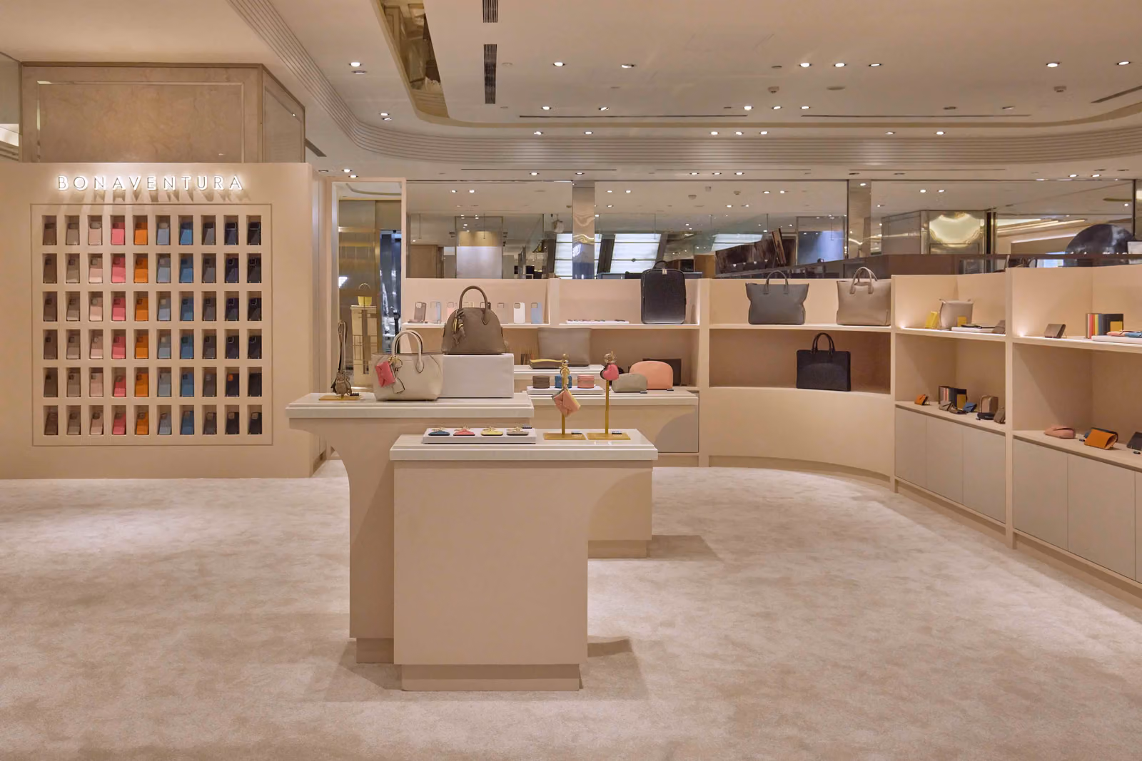 Luxury Without the Logo: BONAVENTURA Lands in Taiwan, and Sonia Sui Is Carrying the Quiet Business