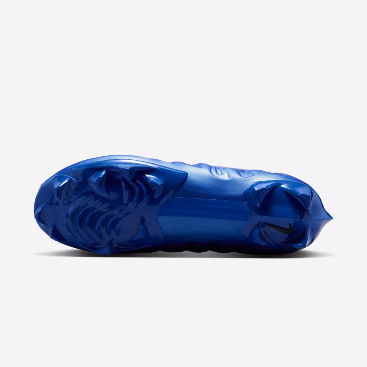 Foamposite的殼形踏進美式足球場，Vaporposite Pro Cleat推出Game Royal配色