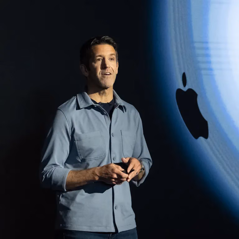 Tim Cook's Final Earnings Call: When Record Numbers Still Cost Apple $390 Billion