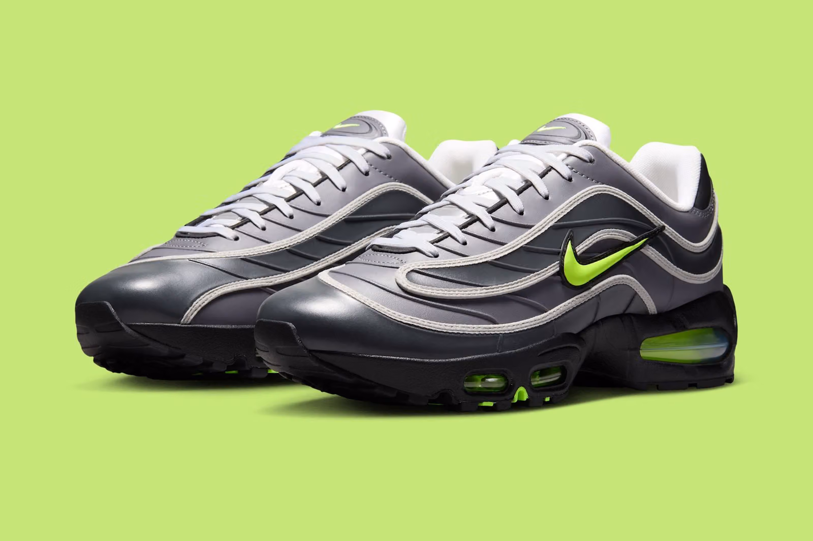 Joga Bonito Goes Dark: Nike Air Max Revives That Golden Era of Beautiful Football
