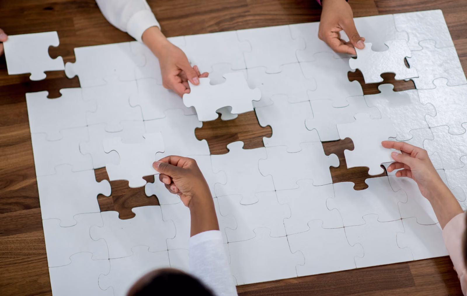 Connections #1148: One Letter Off From an Airport Code, the Yellow Group Is the Real Trap