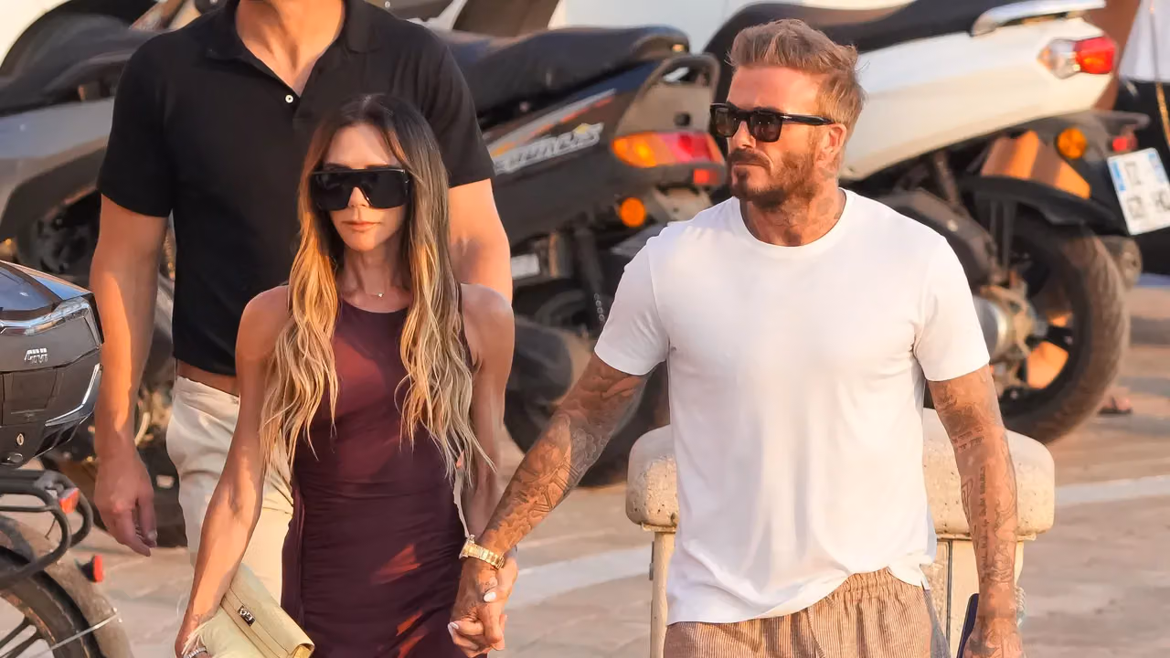 The Beckhams' Mediterranean Vacation Style: Suits and Eveningwear, Off-Duty Edition