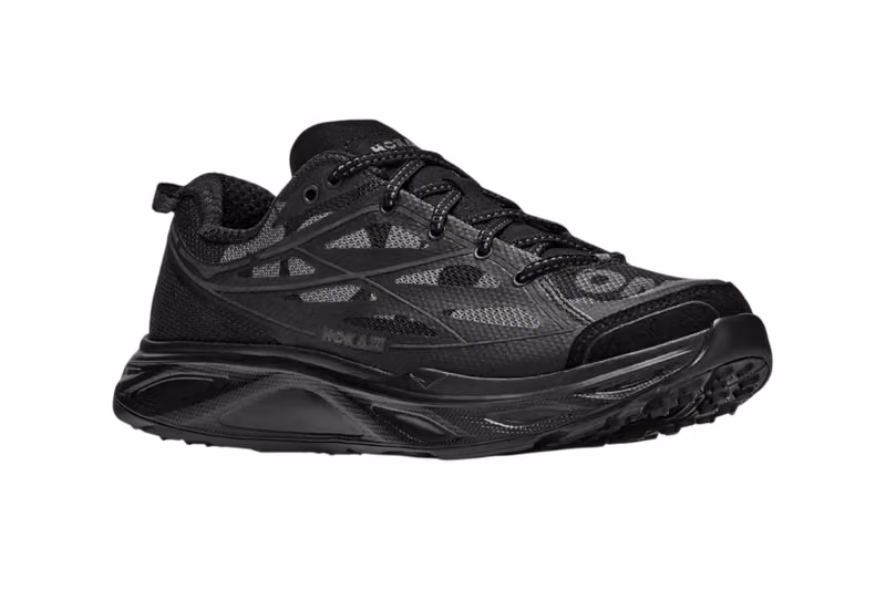 HOKA Huaka Pro 全黑上陣，複古跑鞋卸下厚底思維走低調路線