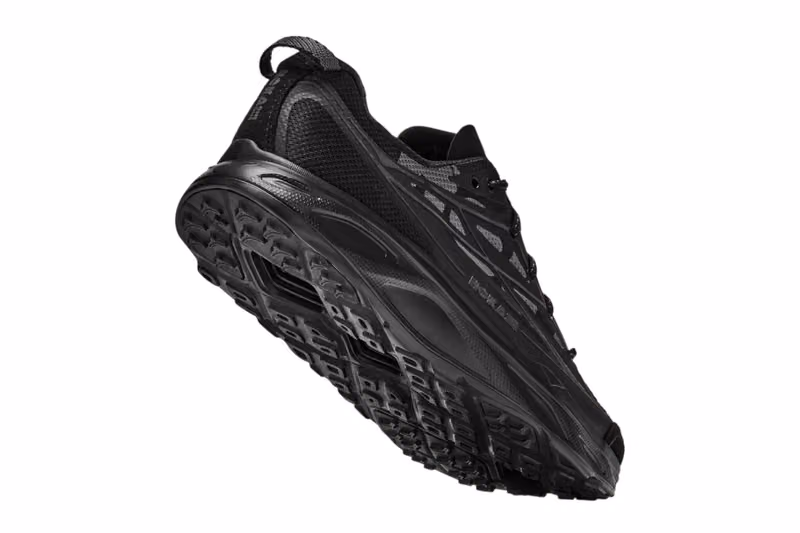 HOKA Huaka Pro 全黑上陣，複古跑鞋卸下厚底思維走低調路線