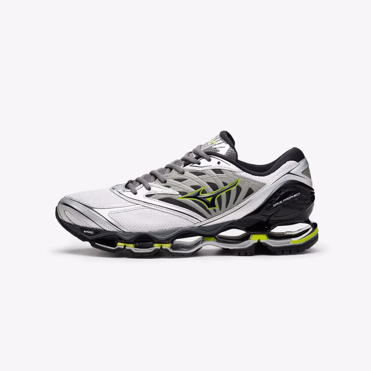 MIZUNO's Running Tech Hits the Harajuku Streets: KICS LAB. Exclusive Colorways Channel Japan's Modified Car Culture