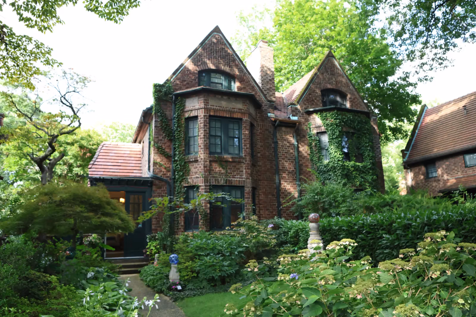 Homeowner discovers he bought Spider-Man's childhood home, now 64-year-old owner answers letters from kids worldwide