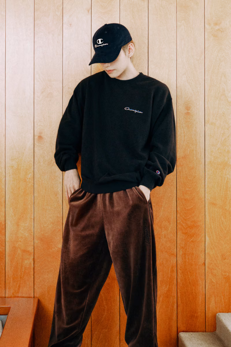 BTS V站上Champion FW26陣容最前排,這次「冠軍」不靠獎牌定義