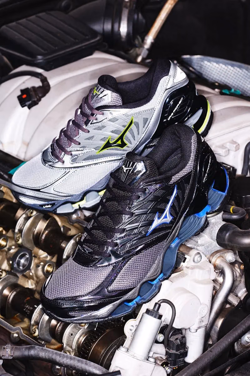 Mizuno Wave Prophecy LS Gets Two Tokyo-Exclusive Grayscale Colorways