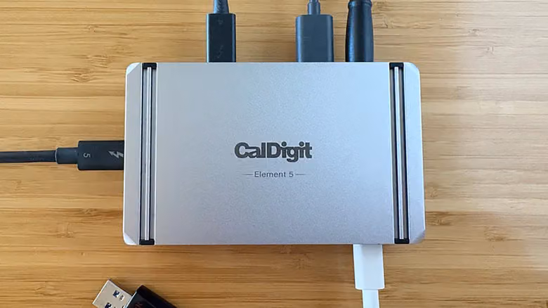How Many External Displays Can Your MacBook Really Drive? It's the Chip, Not the Ports