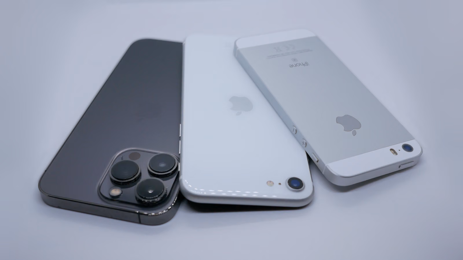 Five Years, Five iPhones: Buttons, Screens, and Cameras Got Overhauled — iCloud's 5GB Never Did