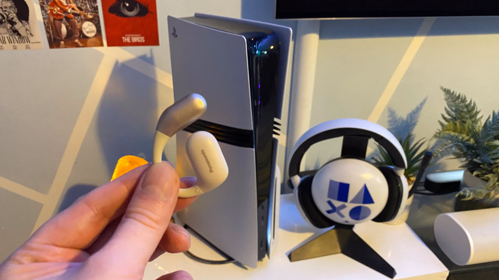 PS5 為什麼不吃藍牙耳機?一顆USB-C轉接器是唯一解法