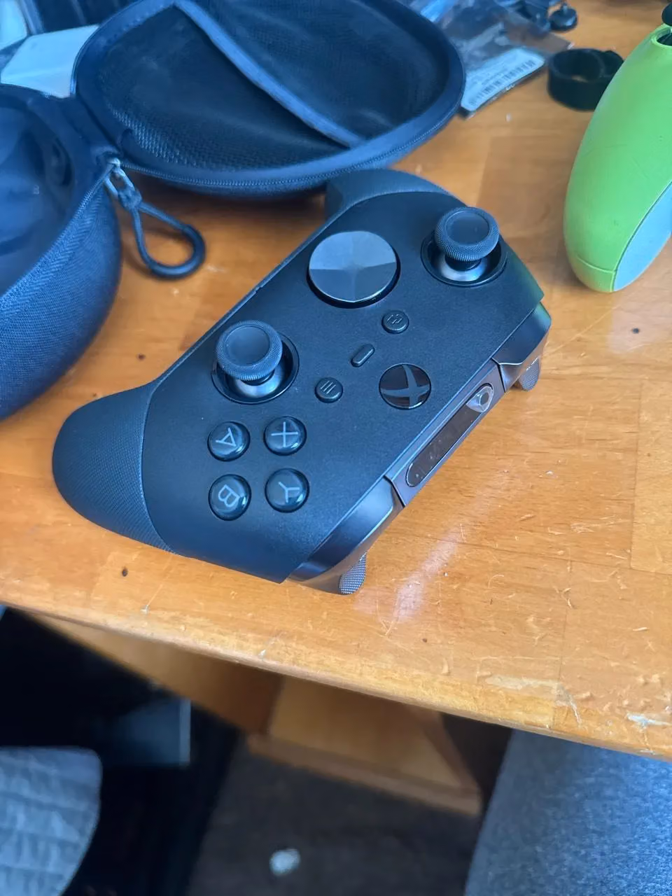 Broken Prototype Controller Just Leaked More Xbox Elite 3 Details Than Ever