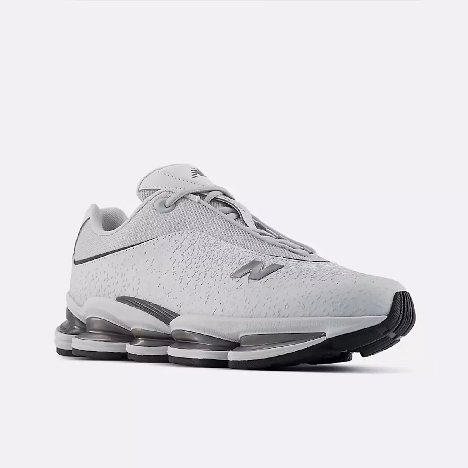 New Balance ABZORB 2000S：把老爹鞋做成三千年後才會出現的樣子
