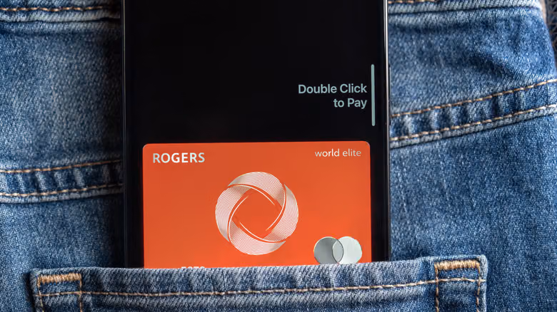 Ten Years Into Apple Pay, Engadget Still Says Keep a Physical Card in Your Wallet