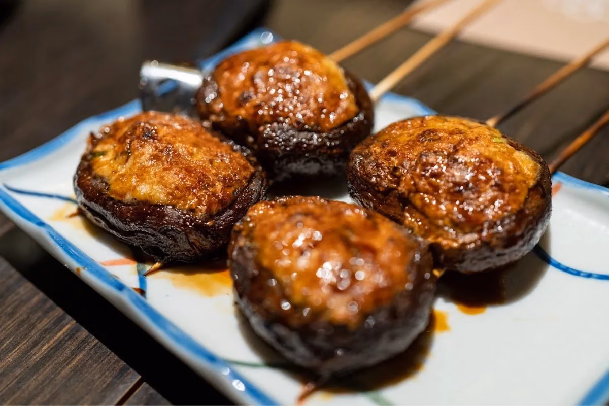 從雞氣管到高端omakase:香港13間燒鳥店的雞肉光譜