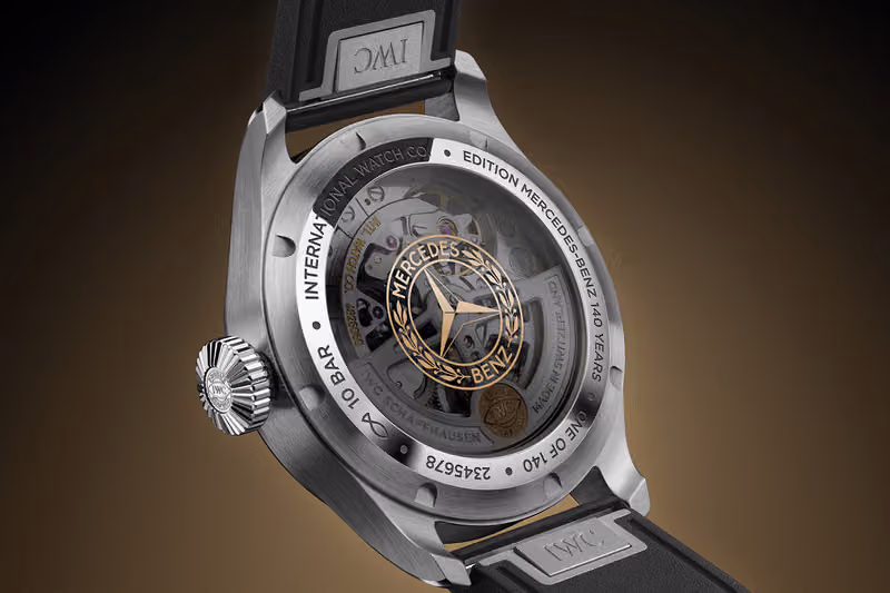 永久日曆錶第一次可以「倒轉」,IWC 用這顆機芯替 Mercedes-Benz 140 歲慶生