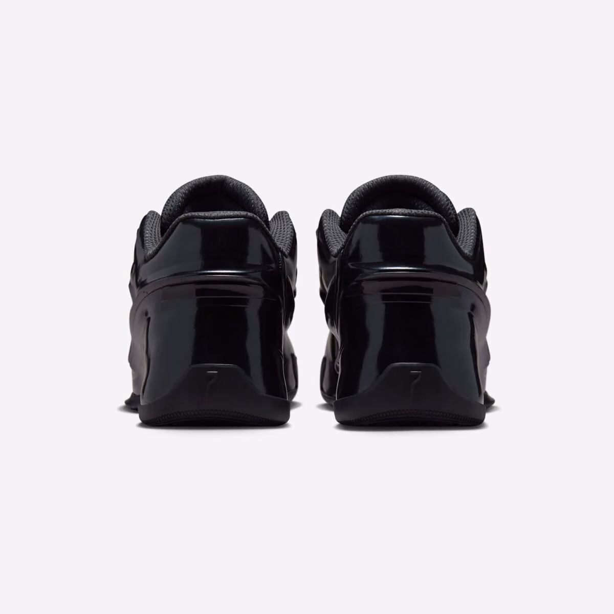 KD 19「Black Candy」定名成謎：黑與Stadium Green，甜的是名字不是顏色
