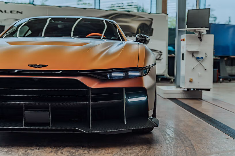 Aston Martin Valen:一輛把玻璃後窗換成行李廂的實驗性怪獸