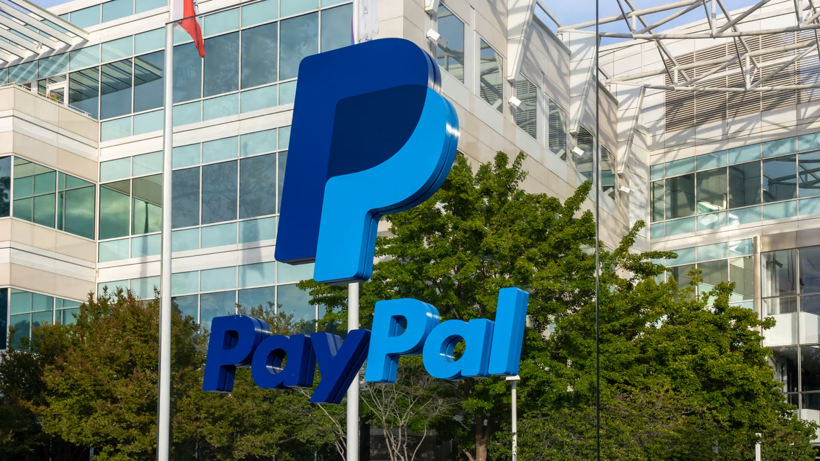 PayPal、時価総額半減後に53億ドルで買収提案も「まだ安い」と一蹴