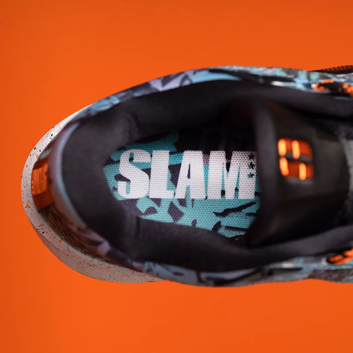 SLAM 操刀 Nike Sabrina 4「Smoke Grey」，灰阶里藏一抹薄荷绿