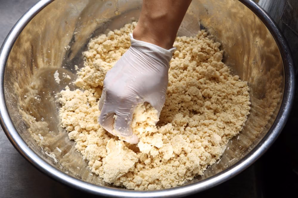 水加到什麼程度才對?北出茂雄教你只用玉米粉做出會膨脹的Tortilla