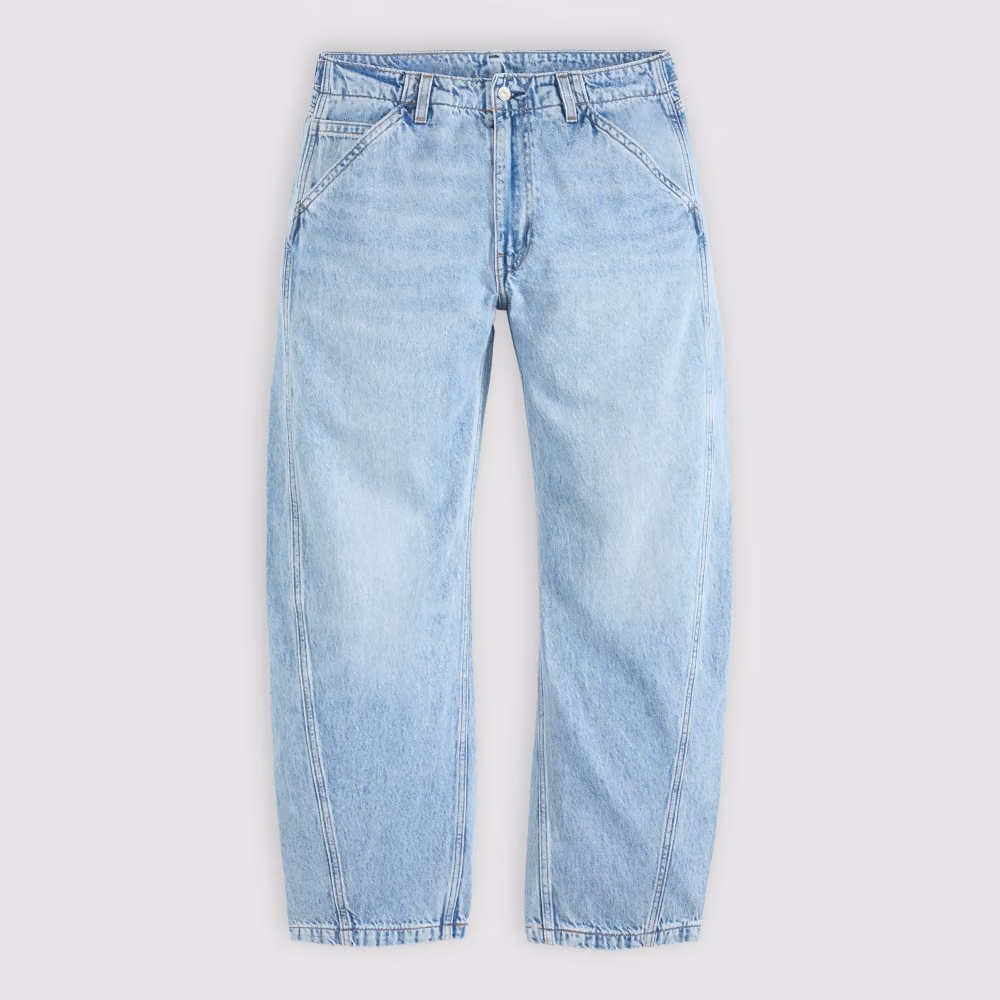 Levi's 彎刀褲來了：Baggy Barrel 與 SGA 示範「上短下寬」新解法