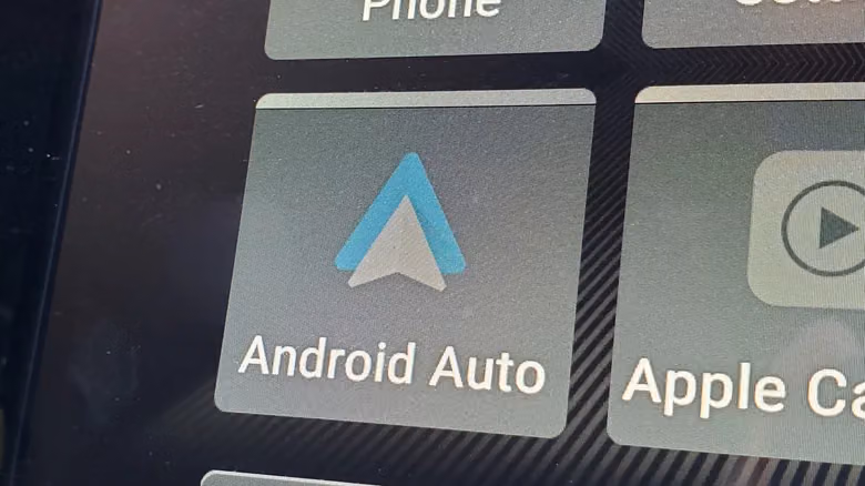 Android Auto藏了一個開發者選單：這是它現在比CarPlay更好用的關鍵