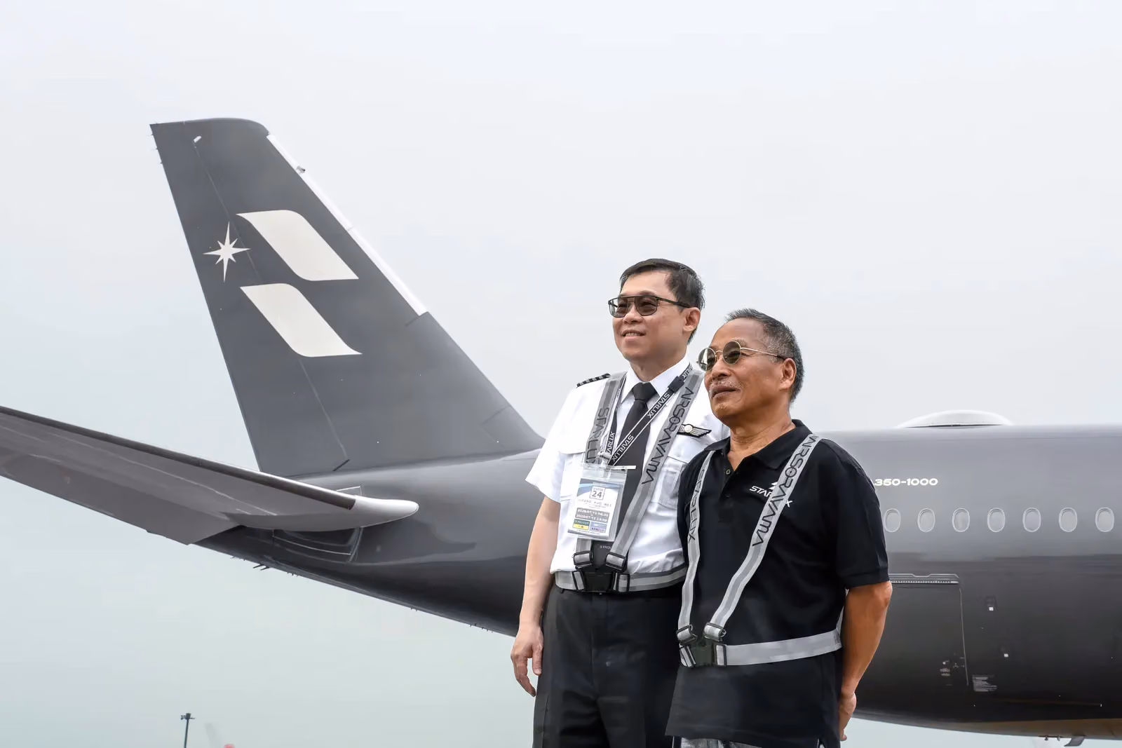 空山基圆飞行梦,星宇航空「AIRSORAYAMA」金银双机正式启航