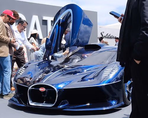 把賽道車拆解重組：Bugatti Destrier 在 The Quail 首度亮相