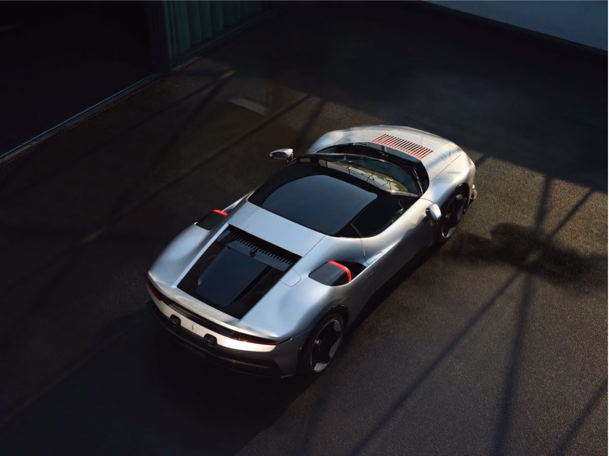 Ferrari One-Off CZ26 蒙特雷亮相:全球唯一,客戶耗時兩年打造