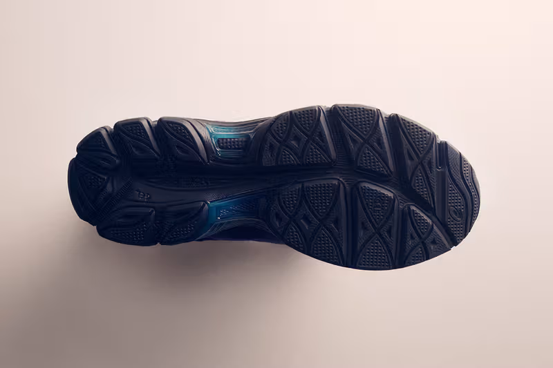 Carnan 與 ASICS 二度合作,GEL-CUMULUS 16「Path II」以紫色訴說品牌情誼