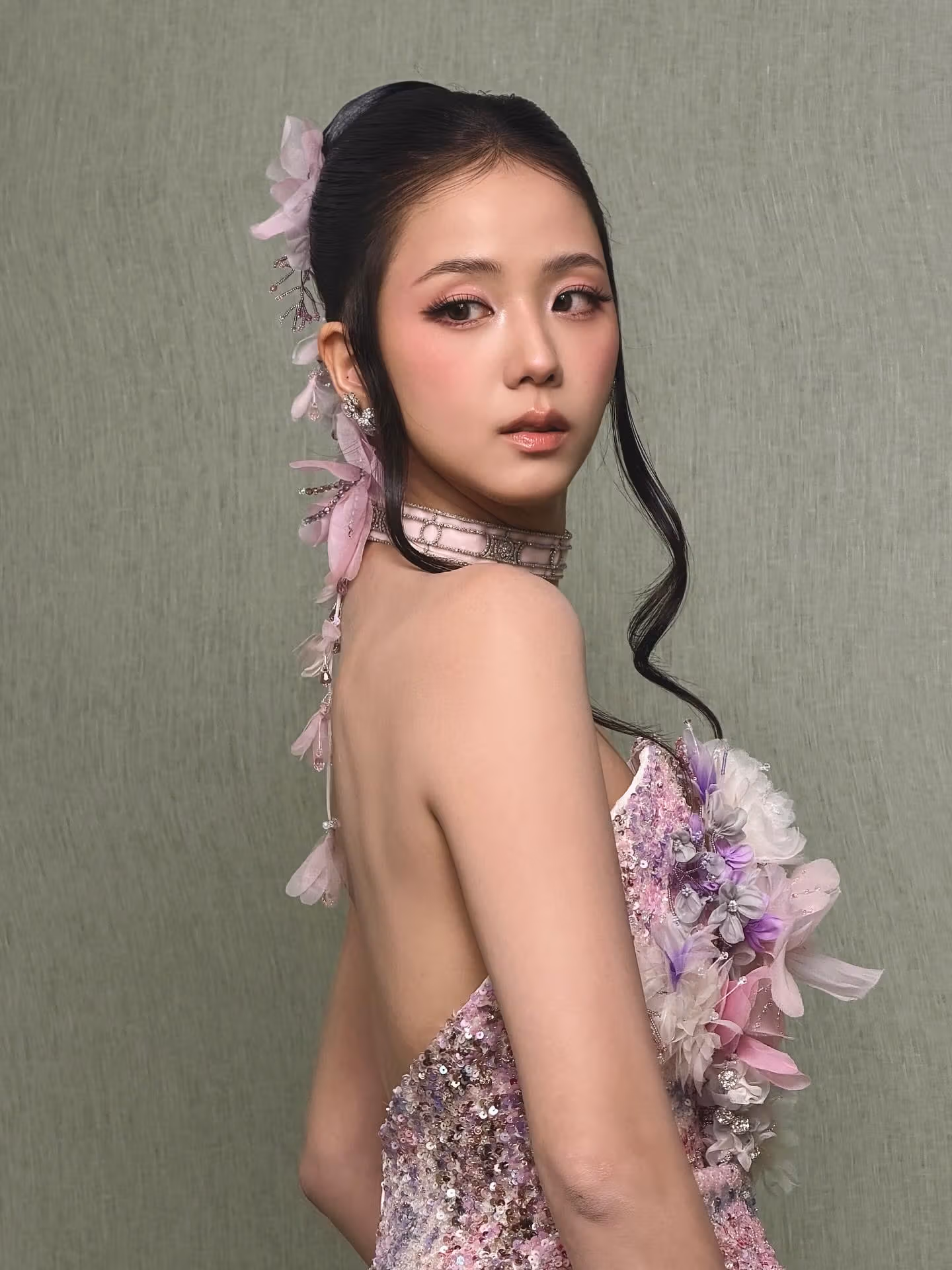 Dior 公關總監瑪蒂爾德法維耶車禍驟逝,Jisoo:想念妳,帶著回憶走下去