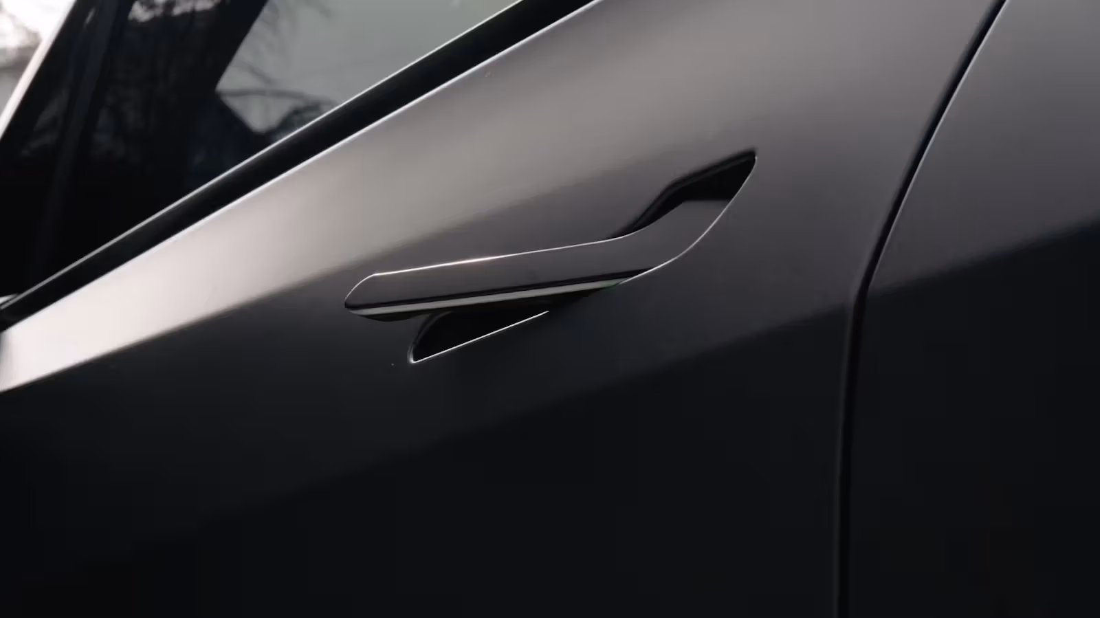มือจับประตูซ่อนมีปัญหา: Tesla และอีก 10 ค่ายรถเรียกคืนรถกว่า 4.3 ล้านคันในจีน
