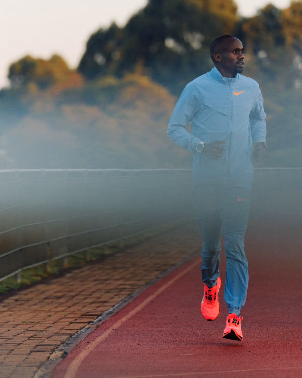 Nike Pegasus Plus 2 曝光外露式 Air Zoom，官方喊「無中底板的competitor感」