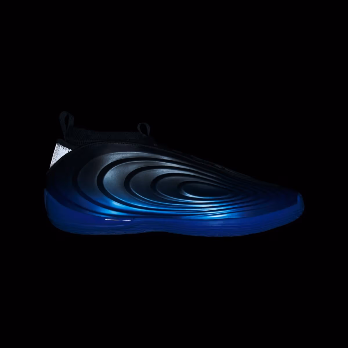 adidas Harden Vol. 10「Ray Blue」訂9月4日發售，黑藍配色亮相