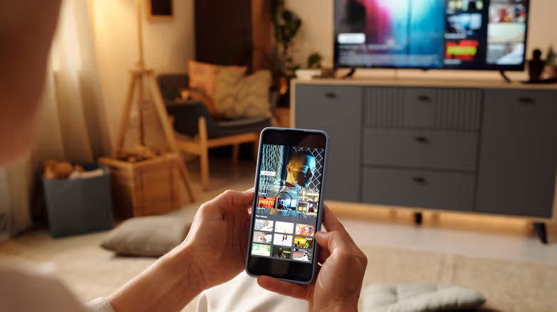 AirPlay 教學：iPhone、MacBook 怎麼把畫面丟到電視上