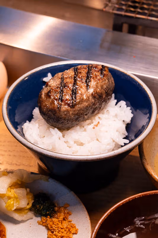 東京漢堡排飯Hikiniku To Come登陸上海,排隊退燒後我還是投給本土對手一票