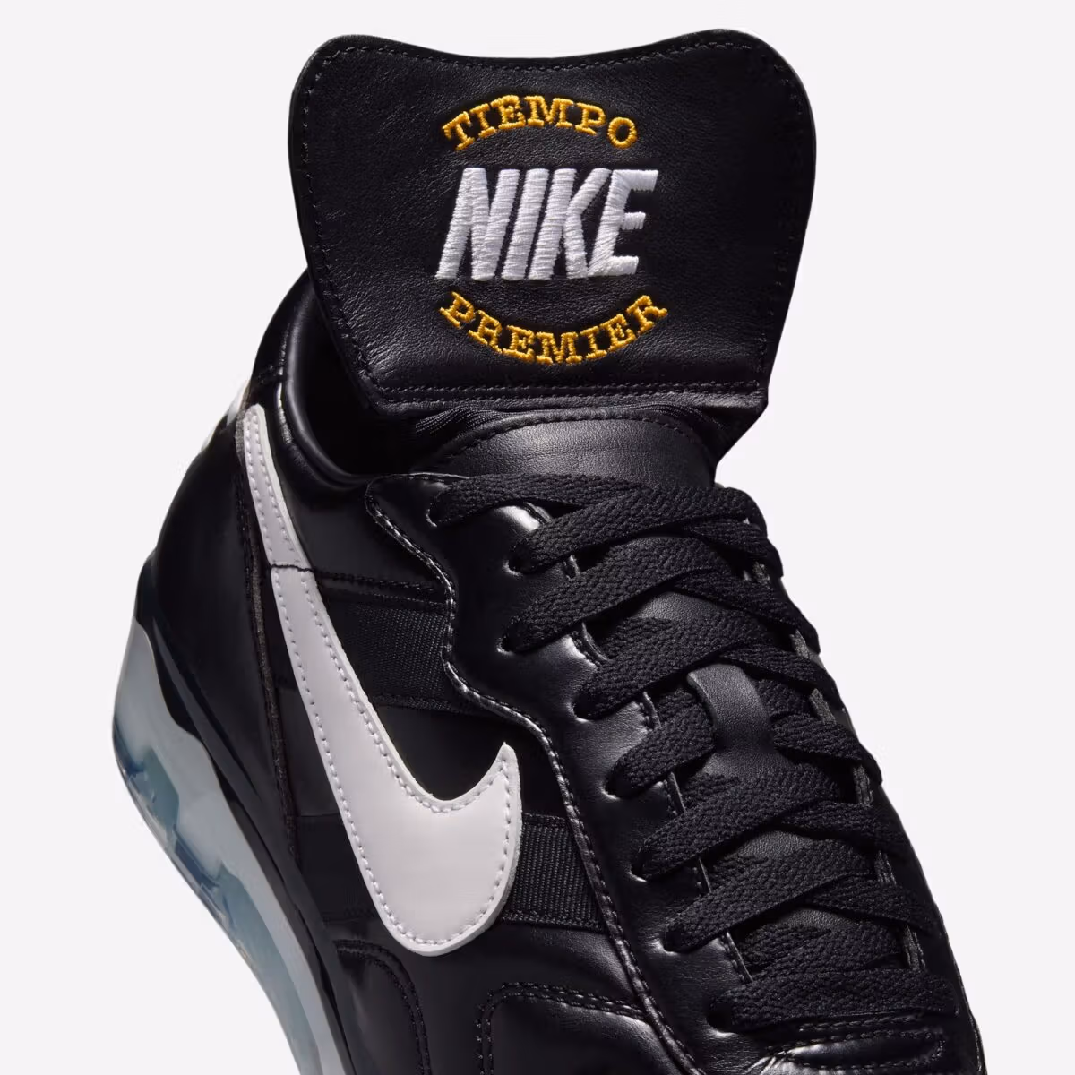 Nike Cryoshot Tiempo '94「Black/White」8月登場　足球戰靴之名換上球鞋外殼