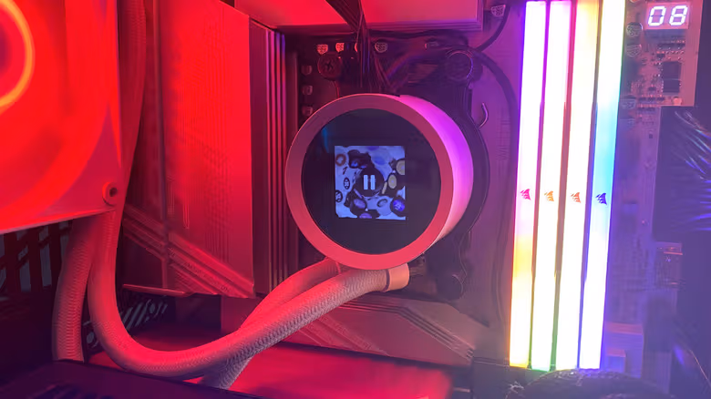 液冷值不值得?Engadget編輯用9800X3D與Kraken 360給出答案
