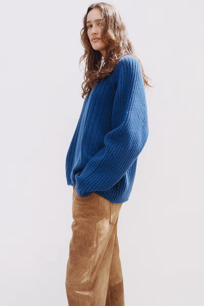 Stüssy Fall 2026系列:短褲與針織衫共處一個衣櫃的過渡邏輯