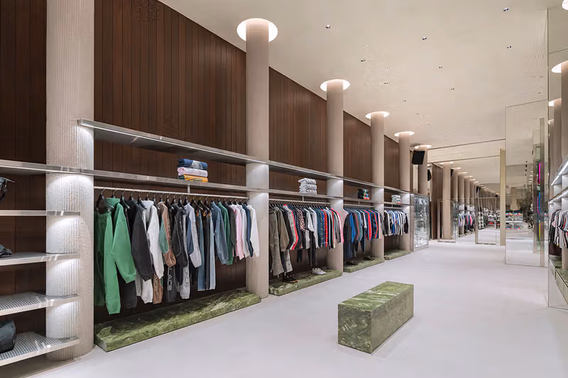 Palace Skateboards首爾第三店選址樂天世界塔，設計靈感取自宗廟