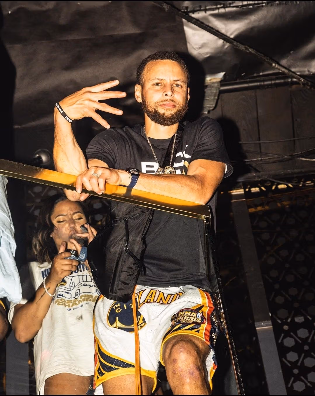 Stephen Curry 悄悄出售 Atherton 豪宅，2910 萬美元成交小虧收場