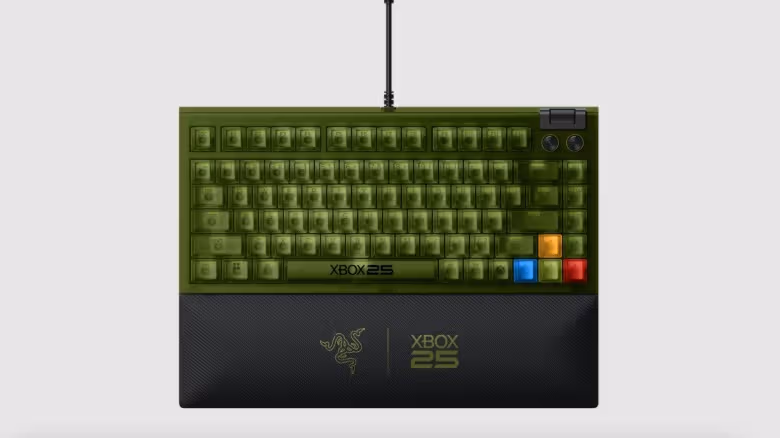 Xbox 25週年配件全綠透視化，Razer、8BitDo、GameSir一起懷舊