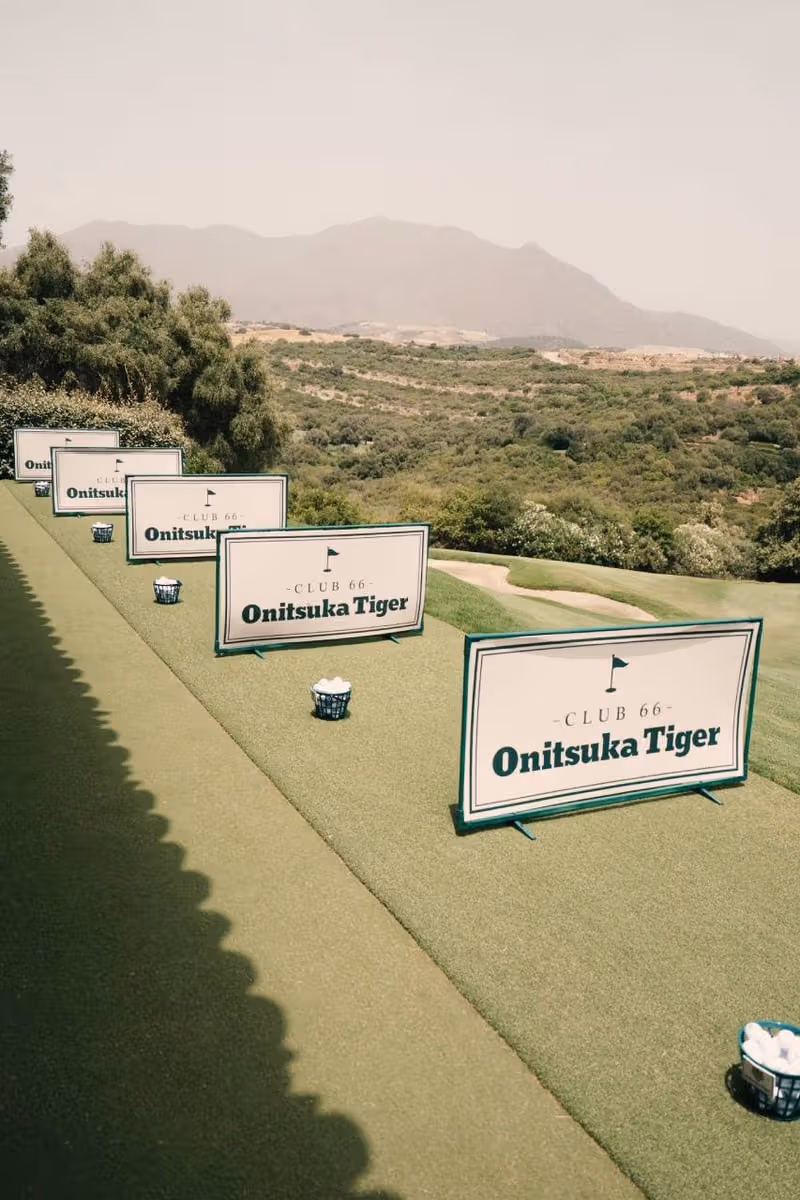 Onitsuka Tiger 首款高爾夫鞋登場,「Club 66」西班牙球場實測MEXICO 66™ GOLF
