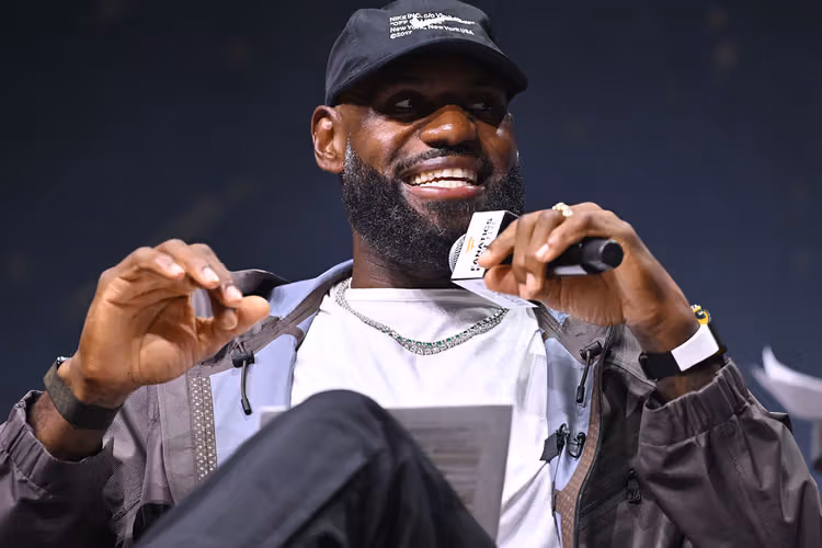 LeBron James攜手PGA TOUR，Firestone球場辦青少年高球邀請賽