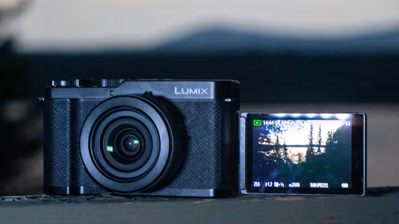 Panasonic Lumix L10評測:定焦當道的復古熱潮裡,它選擇裝上變焦鏡