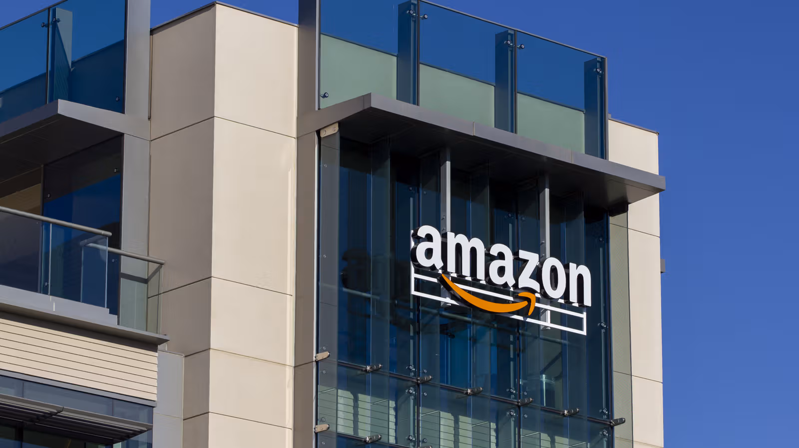 FTC控告Amazon廣告拍賣藏加價 22州跟進求償逾200億美元