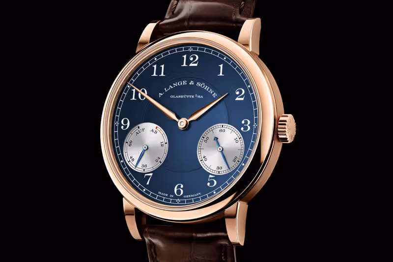 A. Lange & Söhne 新作两极:1815 UP/DOWN 蓝盘克制,TRIPLE SPLIT 白金复杂