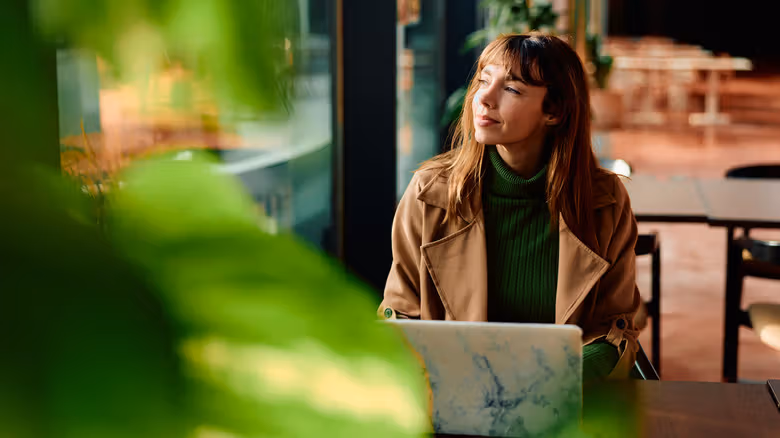 How Long Should Your Laptop Battery Really Last? Check Your Category First, Then Talk Longevity
